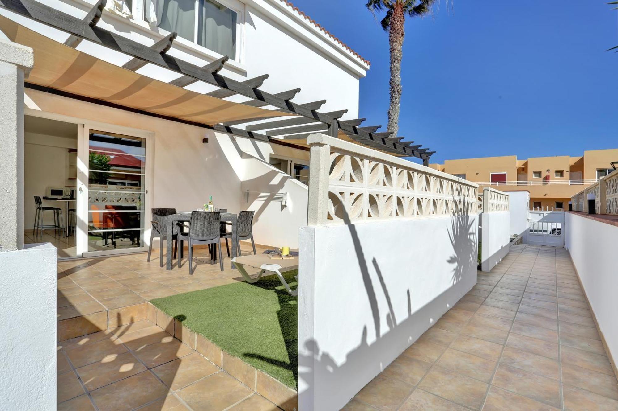 Residencia Lena Apartamento Corralejo Exterior foto
